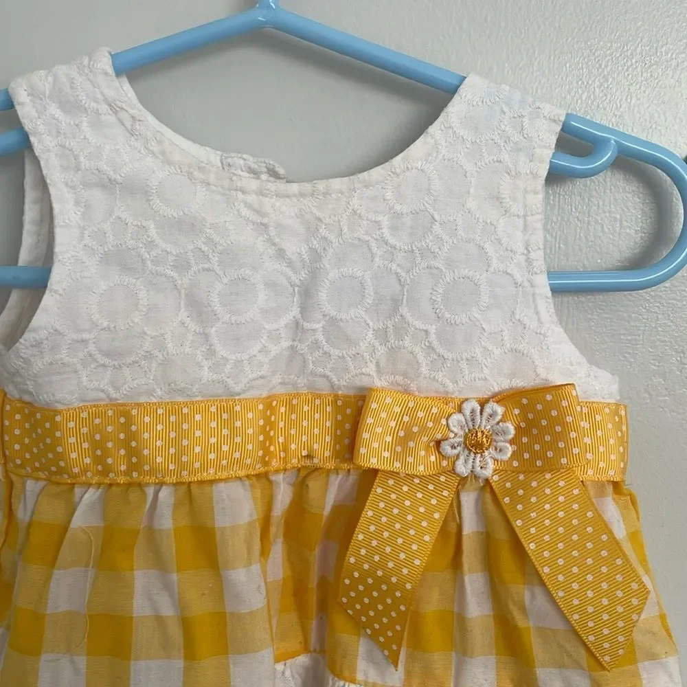 baby girl yellow and white spring Kids Dress size 3-6months